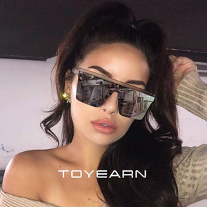 New Oversized Sunglasses for Women with Big Frame Square Flat Top Rivet Vintage Mirror Shades Gradient UV400