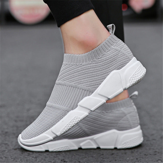 Men Socks Sneakers Black White Fashion Casual Shoes Breathable Mesh Comfortable Light Slip-on Flat Shoes Loafers